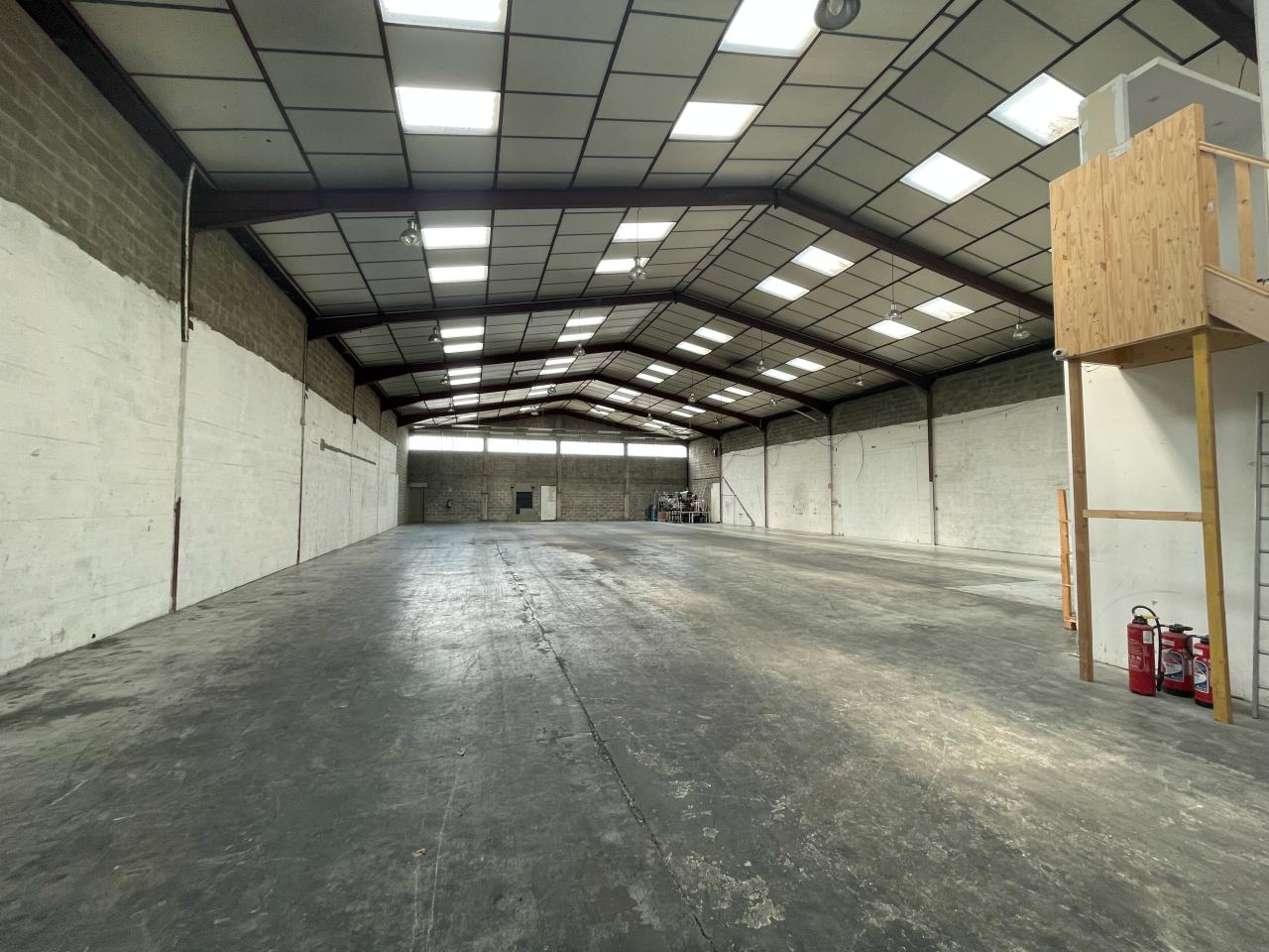Local d'activité Décines-Charpieu 1000m² Location local d'activité Décines-Charpieu Rhône OLACT2532955 5